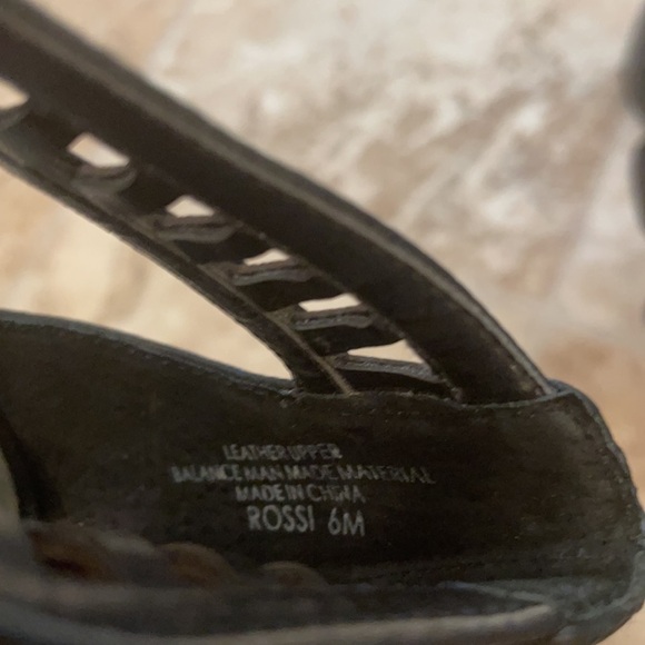 Women’s Levity High Heels - Picture 6 of 6